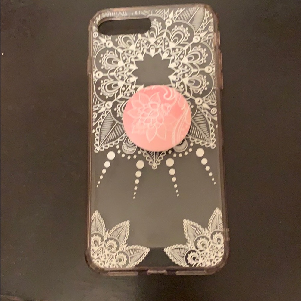 iPhone 7 Plus case with pop socket